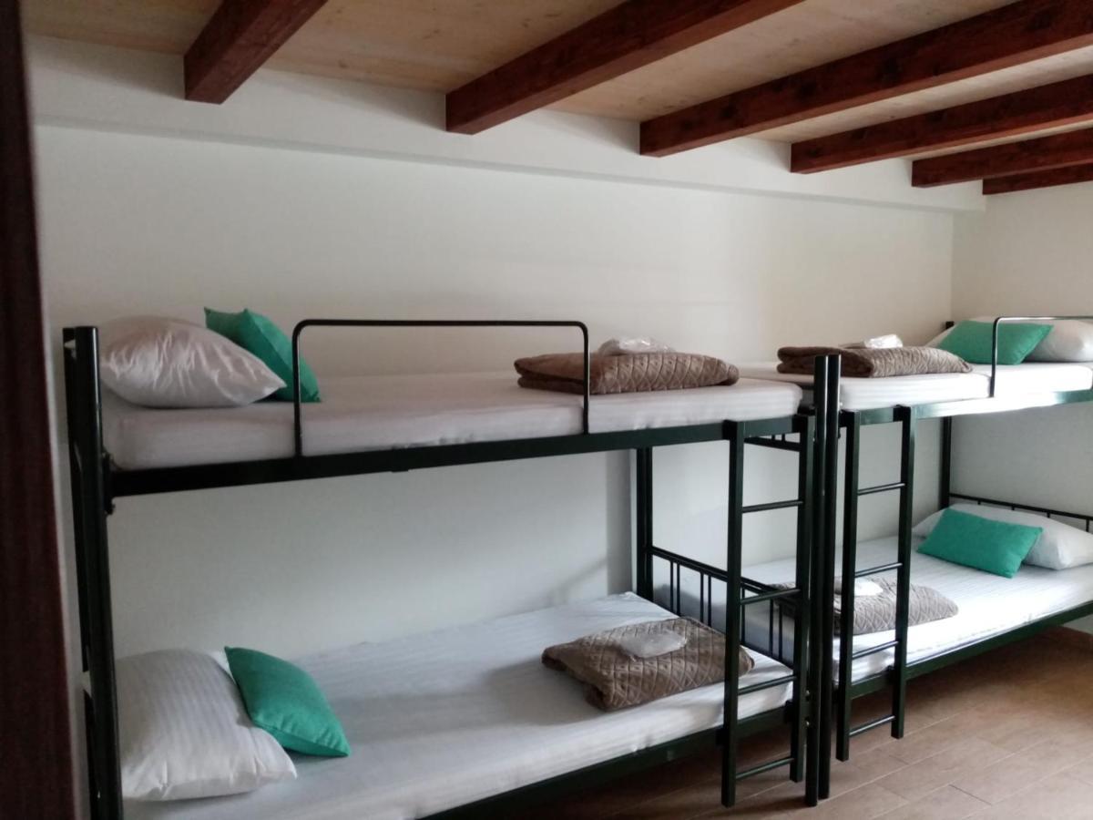 Albergue Oasis Саррия Экстерьер фото